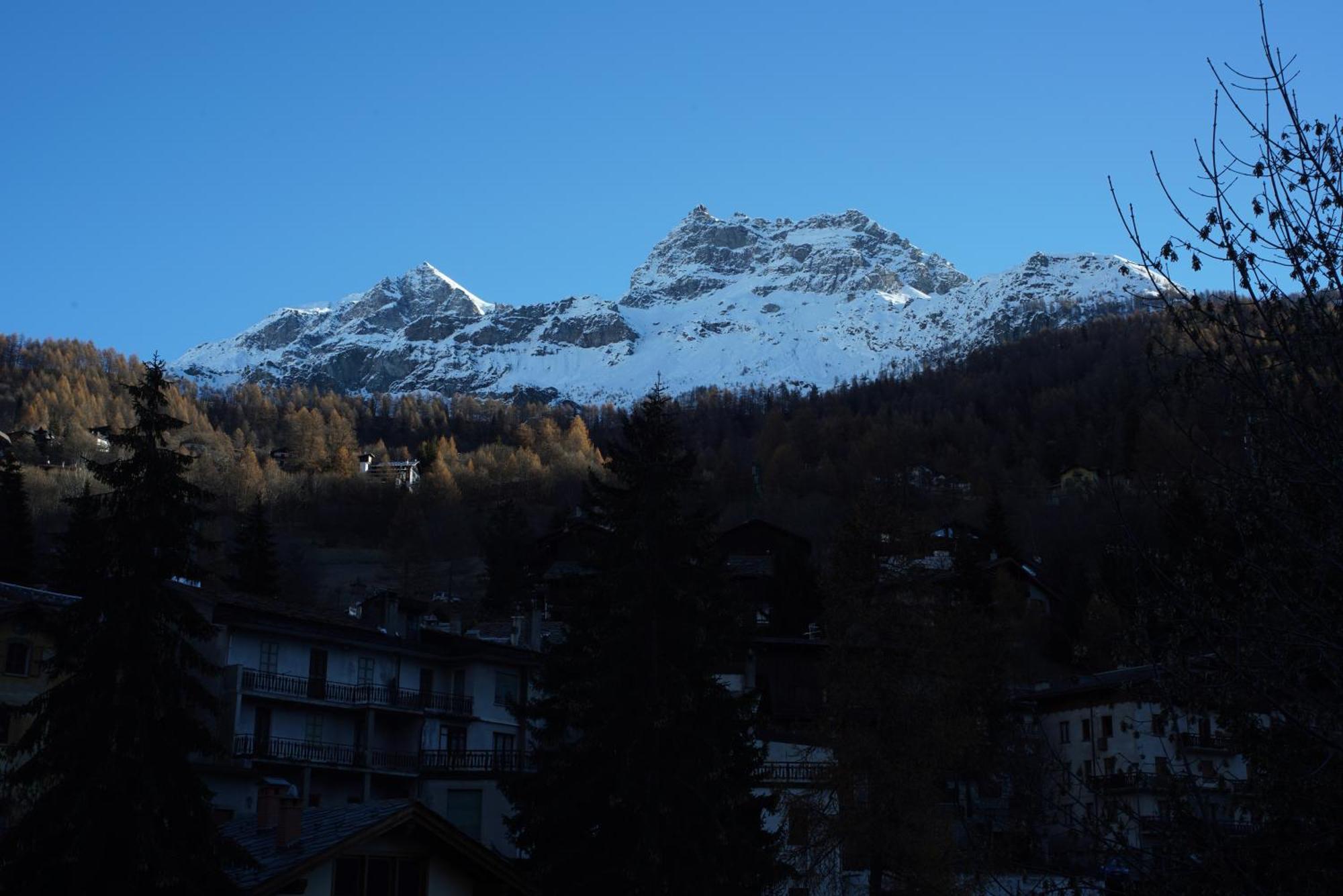 Hotel Al Caminetto Valtournenche Extérieur photo