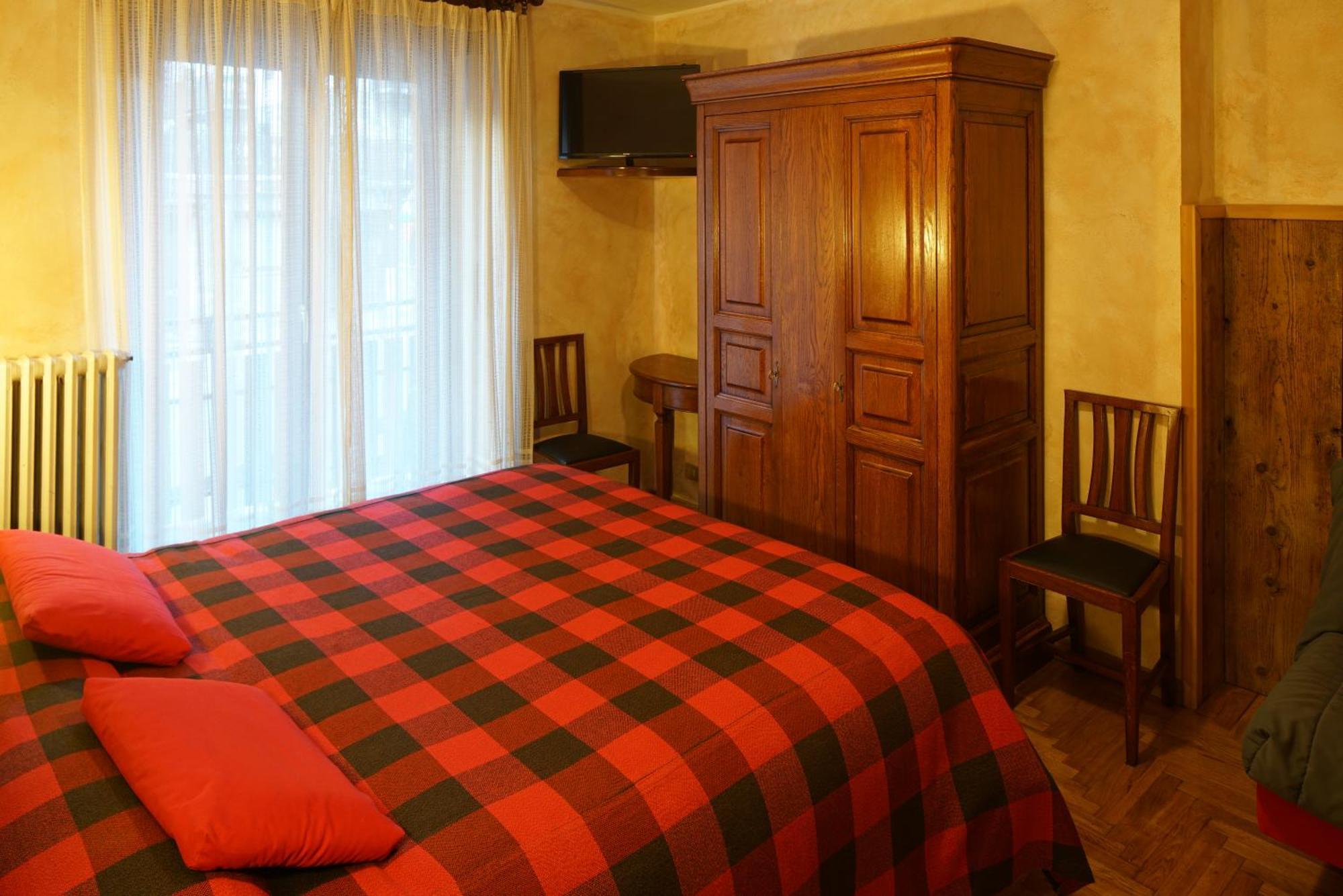 Hotel Al Caminetto Valtournenche Extérieur photo