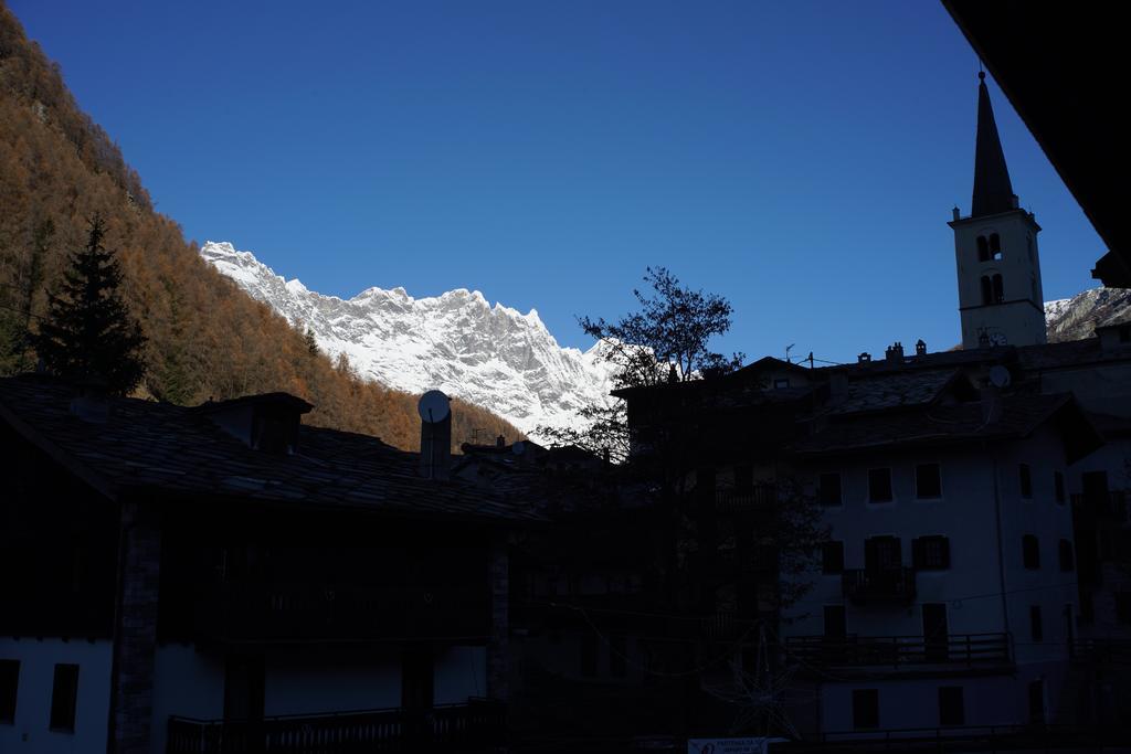 Hotel Al Caminetto Valtournenche Extérieur photo
