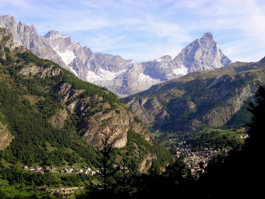 Hotel Al Caminetto Valtournenche Extérieur photo